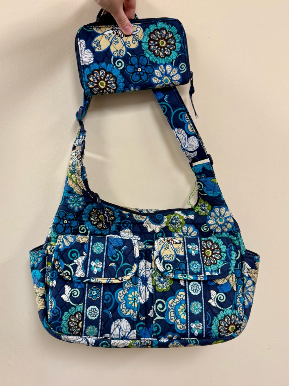 Vera Bradley Cargo Sling Mod Floral Blue Y2K Retired Quilted Shoulder Bag Wallet